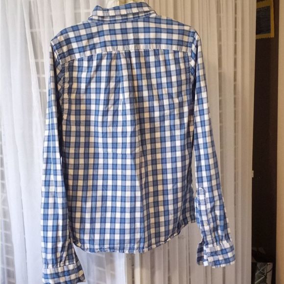 Abercrombie & Fitch long sleeve button down size S. - Picture 5 of 11